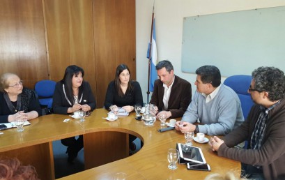 Reunión entre la Facultad de Turismo y Ambiente y  la Legislatura provincial