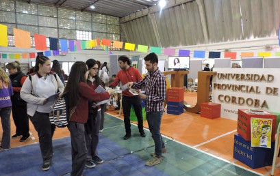 La UPC formó parte de ExpoCarreras Carlos Paz