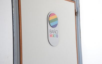 Convocatoria a intervención artística temporaria en baños multigénero de la UPC