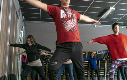 La UPC celebró el día internacional del Yoga con una clase gratuita y abierta