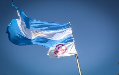 Izamos la bandera de la Paz en la UPC