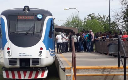 Estudiantes de la FTA participaron de un viaje educativo en el Tren de las Sierras