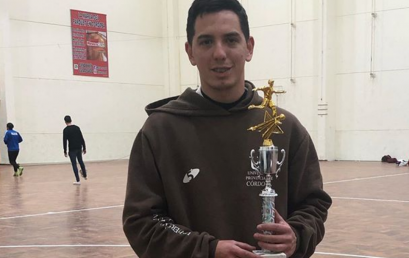 El estudiante/deportista Nahuel Soto fue elegido como mejor Director Técnico de la Liga Cordobesa de Futsal