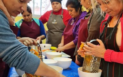 Desde el Programa de Gastronomía Social UPC se dictó un taller de cocina saludable